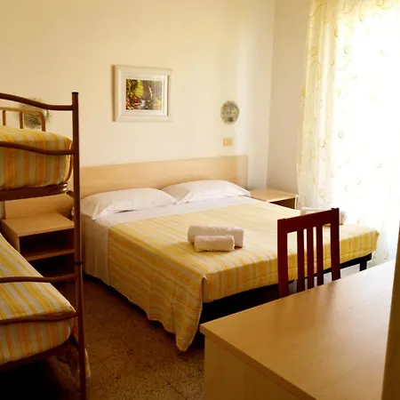 In Guest - New Cirene Big Quadruple 4 People Full Package * Rimini