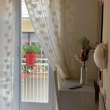 In Guest - New Cirene Big Quadruple 4 People Full Package *