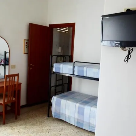 بيت ضيافة In Guest - New Cirene Big Quadruple 4 People Full Package