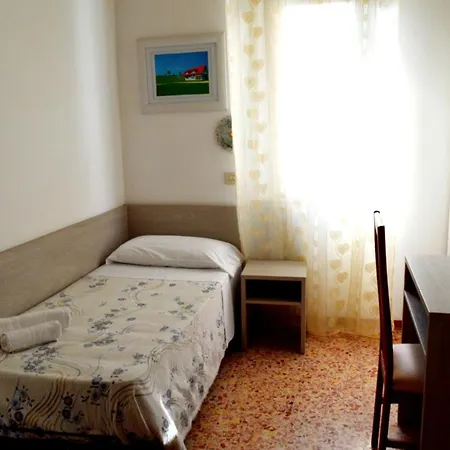 Vendégház In Guest - New Cirene Big Quadruple 4 People Full Package *