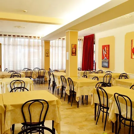 In Guest - New Cirene Big Quadruple 4 People Full Package