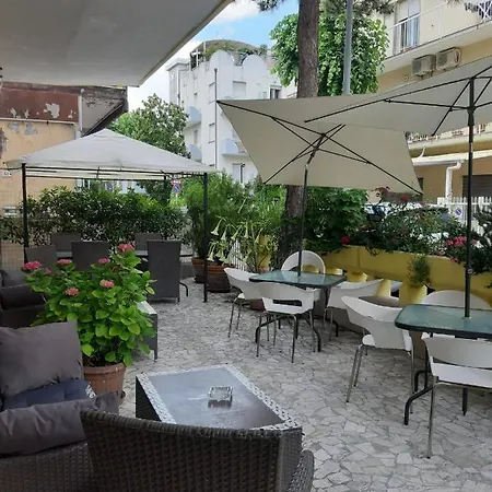 In Guest - New Cirene Big Quadruple 4 People Full Package *