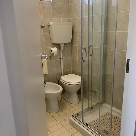 In Guest - New Cirene Big Quadruple 4 People Full Package *